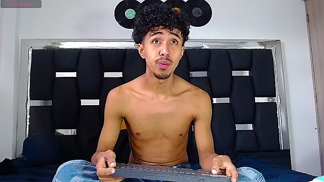 RyanRizzo online show from February 2025 02:54:02 PM