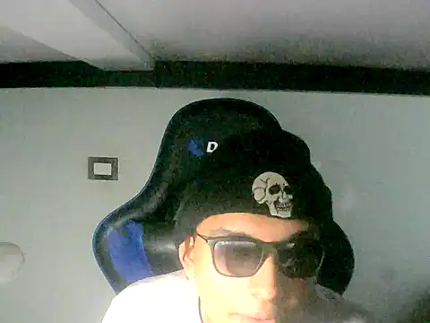 mateomalp675 90 online show from January 2026 06:00:02 PM