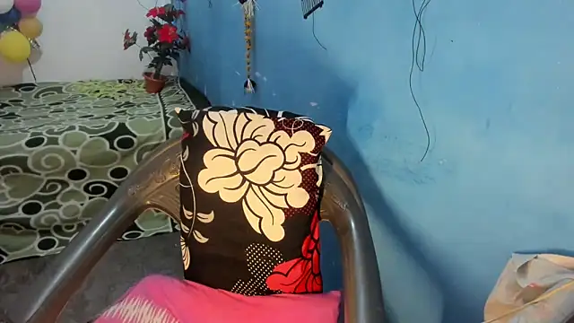 aarjulove online show from February 2026 10:56:02 AM