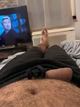 Snapshot of tikitaka97 chatting on December 2024 08:40:01 PM tikitaka97 online show from December 2024 08:40:01 PM