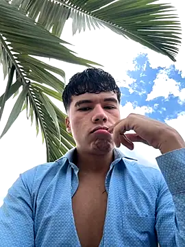 Logan smith1 online show from September 2025 06:08:02 PM