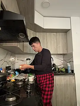 Logan smith1 online show from April 2026 02:22:02 AM