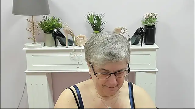 IrisDream online show from January 2026 07:11:02 AM