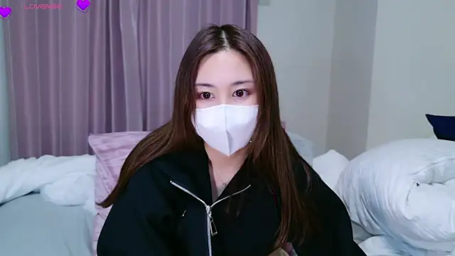 -satomi-jp online show from January 2025 01:30:01 PM