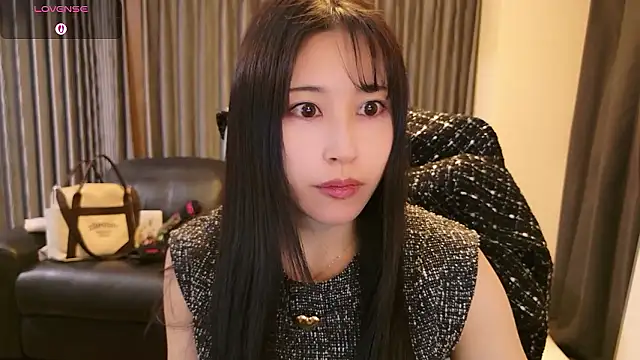 -satomi-jp online show from March 2026 12:56:02 PM