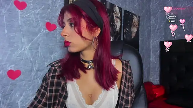 Snapshot of cloe__palmer chatting on February 2025 12:05:02 PM cloe palmer online show from February 2025 12:05:02 PM