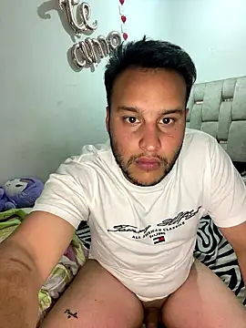 Snapshot of Cristian_099 chatting on January 2026 05:12:01 AM Cristian 099 online show from January 2026 05:12:01 AM