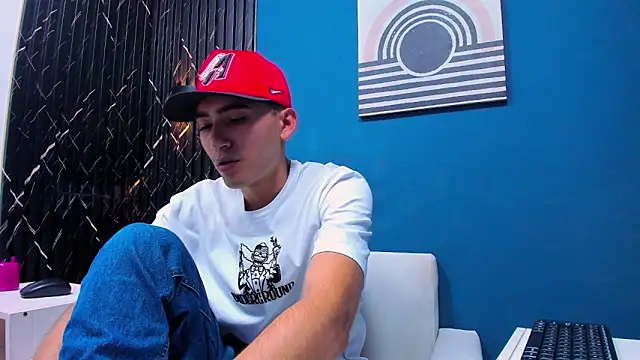 Snapshot of Liam_crox chatting on February 2025 05:34:01 PM Liam crox online show from February 2025 05:34:01 PM