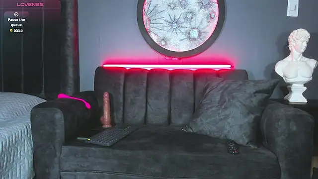 khriss brown online show from January 2025 10:21:02 AM