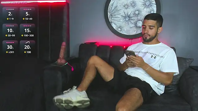 khriss brown online show from March 2025 12:16:01 AM