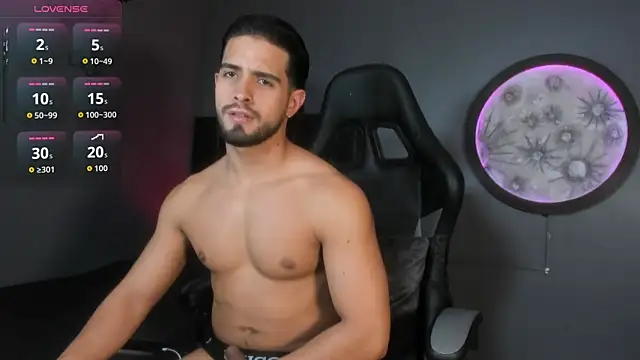 khriss brown online show from January 2026 09:42:01 PM