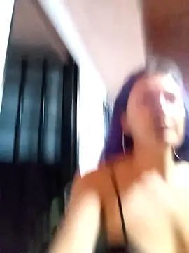 Snapshot of sophie_banger chatting on December 2024 11:29:02 PM sophie banger online show from December 2024 11:29:02 PM