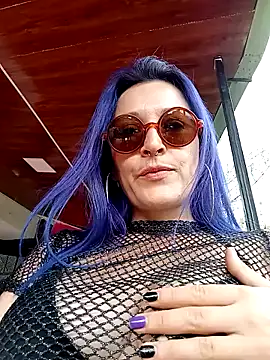 Snapshot of sophie_banger chatting on December 2024 08:04:01 PM sophie banger online show from December 2024 08:04:01 PM