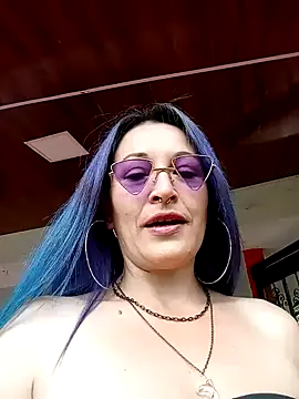 Snapshot of sophie_banger chatting on December 2024 07:51:01 PM sophie banger online show from December 2024 07:51:01 PM