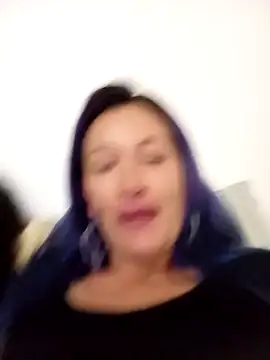 Snapshot of sophie_banger chatting on January 2025 03:38:01 AM sophie banger online show from January 2025 03:38:01 AM