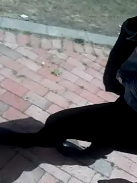 sophie banger online show from November 2025 04:49:01 PM