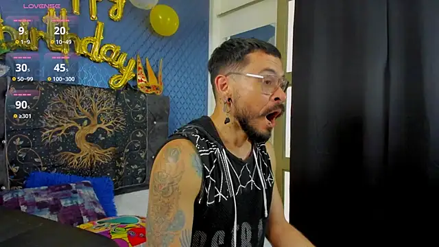 leondevereda online show from February 2025 08:10:01 PM