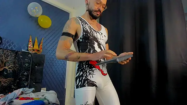 leondevereda online show from February 2025 11:47:02 PM