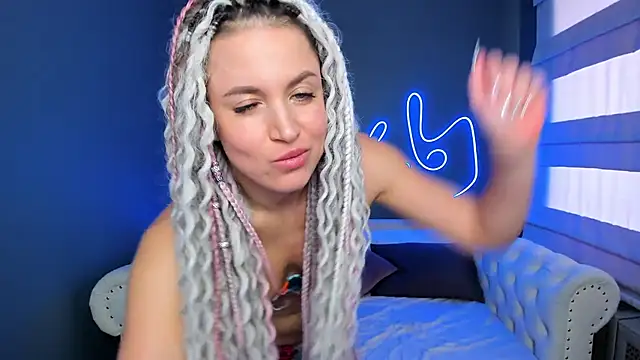 rock n roxy online show from January 2025 05:05:01 AM