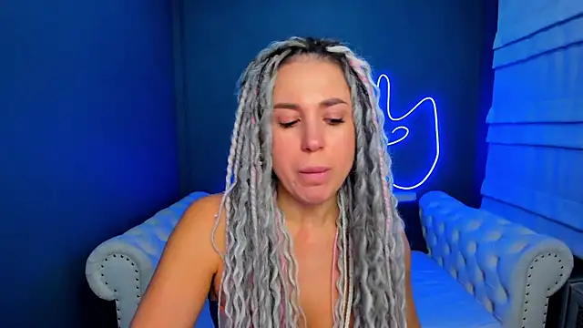 rock n roxy online show from November 2025 01:50:02 AM