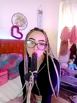 Yennastone online show from January 2025 02:14:01 PM