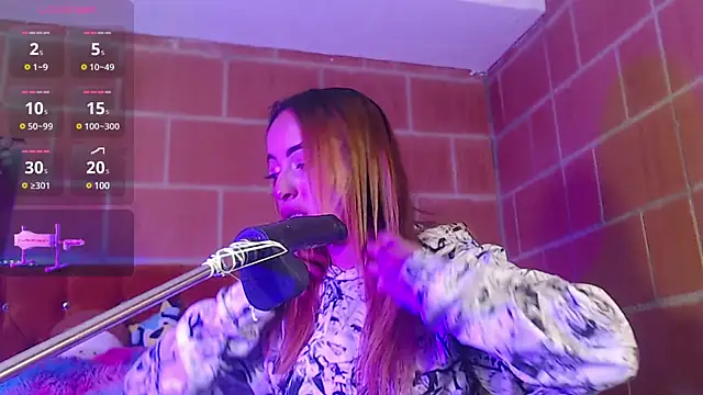 Yennastone online show from February 2025 10:15:02 PM