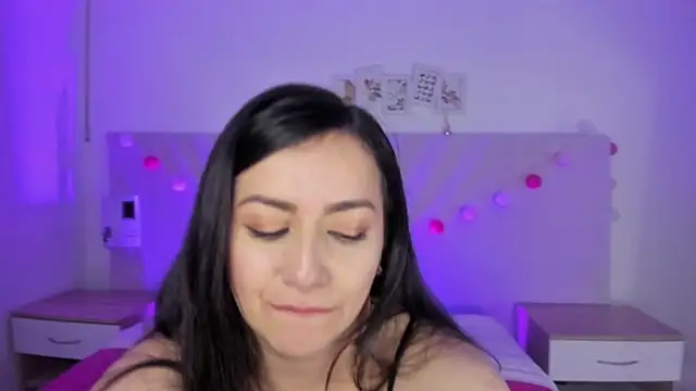 Kimkalifa  online show from February 2025 03:41:02 PM