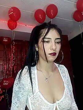 Snapshot of Raven__purple chatting on February 2025 02:15:01 AM Raven purple online show from February 2025 02:15:01 AM