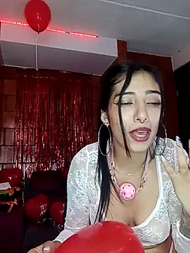 Snapshot of Raven__purple chatting on February 2025 05:19:02 AM Raven purple online show from February 2025 05:19:02 AM