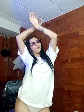 Snapshot of Raven__purple chatting on March 2025 05:08:01 AM Raven purple online show from March 2025 05:08:01 AM