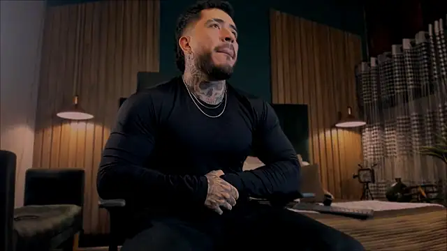 LeoSalvatore  online show from February 2025 03:45:01 AM