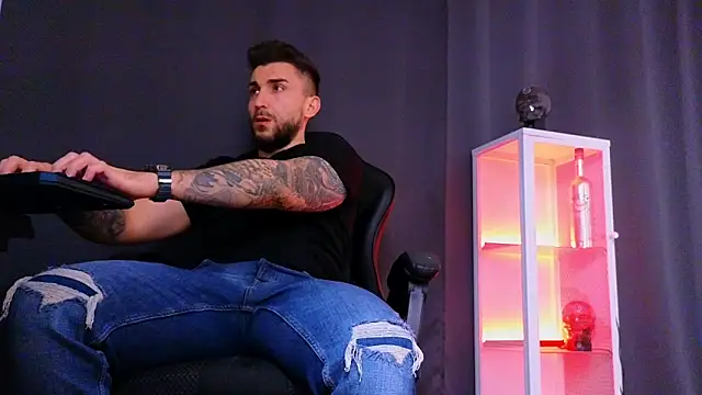 MightyAaron66 online show from March 2025 11:20:02 PM