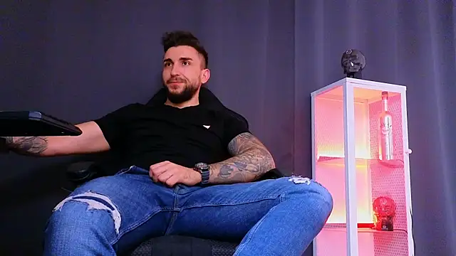 MightyAaron66 online show from March 2025 11:51:01 AM