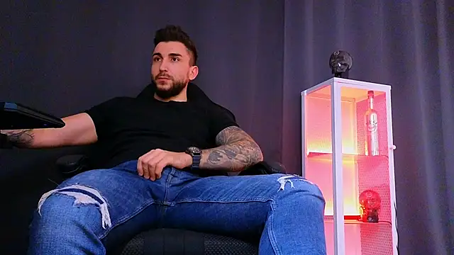 MightyAaron66 online show from March 2025 09:46:02 AM