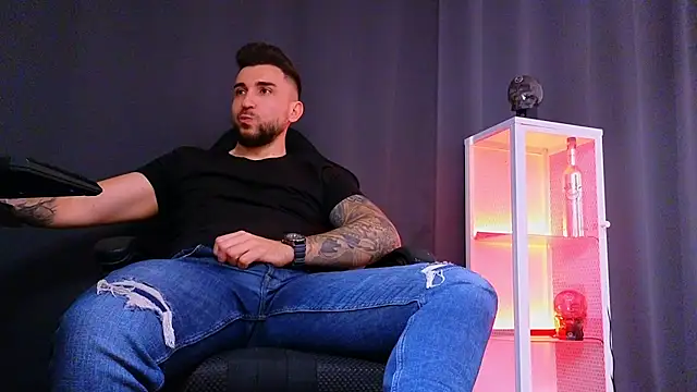 MightyAaron66 online show from March 2025 09:34:02 AM