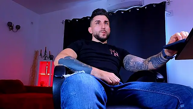 MightyAaron66 online show from September 2025 01:54:02 PM