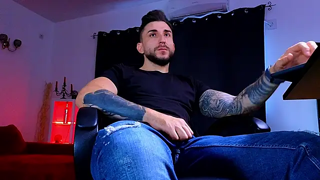 MightyAaron66 online show from September 2025 02:51:01 PM