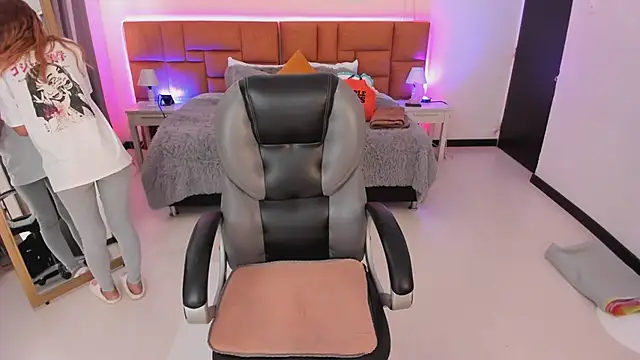 Tamy edwards online show from March 2026 08:14:01 PM