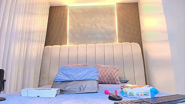 kata hazel online show from February 2026 07:14:02 PM