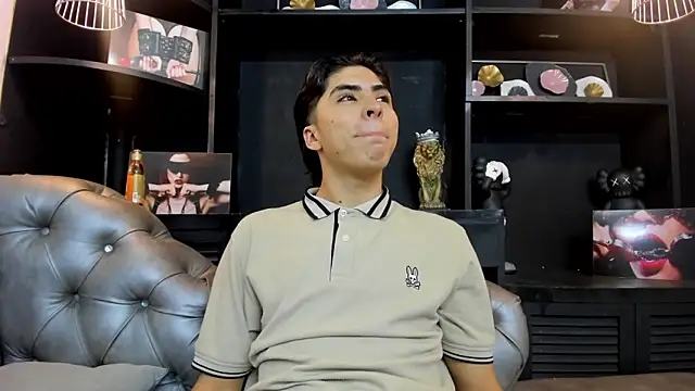 HeellBoy  online show from October 2025 08:53:02 PM