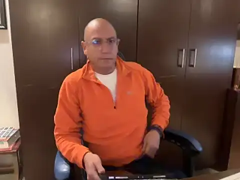 alanan881 online show from February 2025 01:27:01 AM