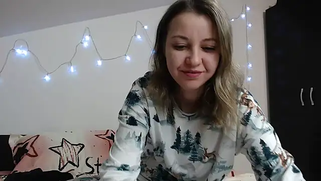 Snapshot of SweetMaddy888 chatting on January 2025 04:12:01 AM SweetMaddy888 online show from January 2025 04:12:01 AM