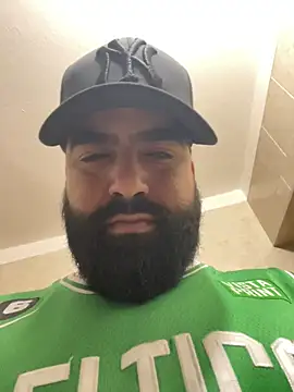 Lyon vach online show from November 2025 01:00:02 PM