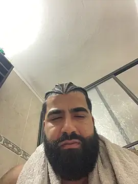 Lyon vach online show from December 2025 08:07:02 PM