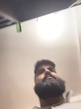 Lyon vach online show from February 2026 08:14:02 PM