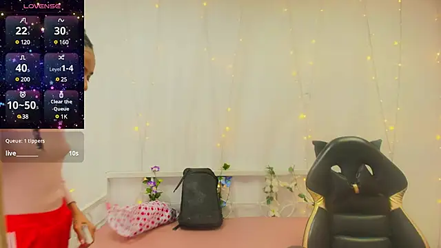 Snapshot of Abigail_Wilson_ chatting on December 2024 03:04:01 AM Abigail Wilson online show from December 2024 03:04:01 AM