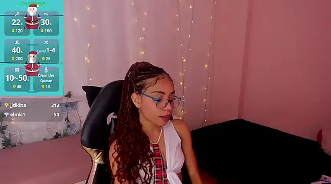 Snapshot of Abigail_Wilson_ chatting on January 2025 11:17:01 PM Abigail Wilson online show from January 2025 11:17:01 PM