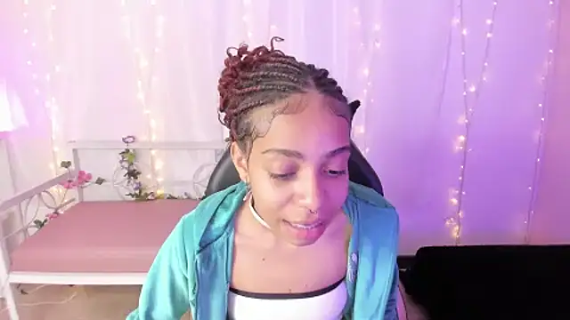 Snapshot of Abigail_Wilson_ chatting on January 2025 08:55:01 PM Abigail Wilson online show from January 2025 08:55:01 PM