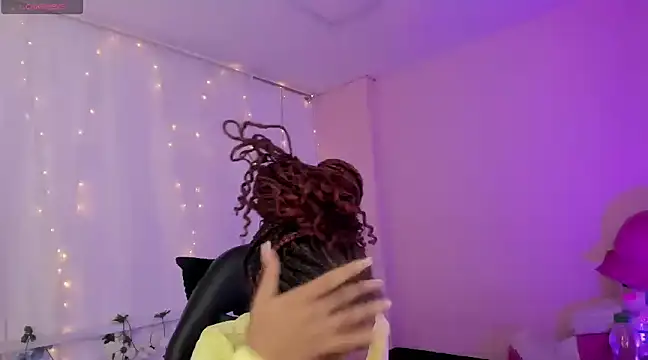 Snapshot of Abigail_Wilson_ chatting on January 2025 08:00:01 PM Abigail Wilson online show from January 2025 08:00:01 PM