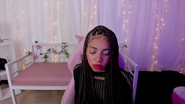 Snapshot of Abigail_Wilson_ chatting on February 2025 11:36:01 PM Abigail Wilson online show from February 2025 11:36:01 PM